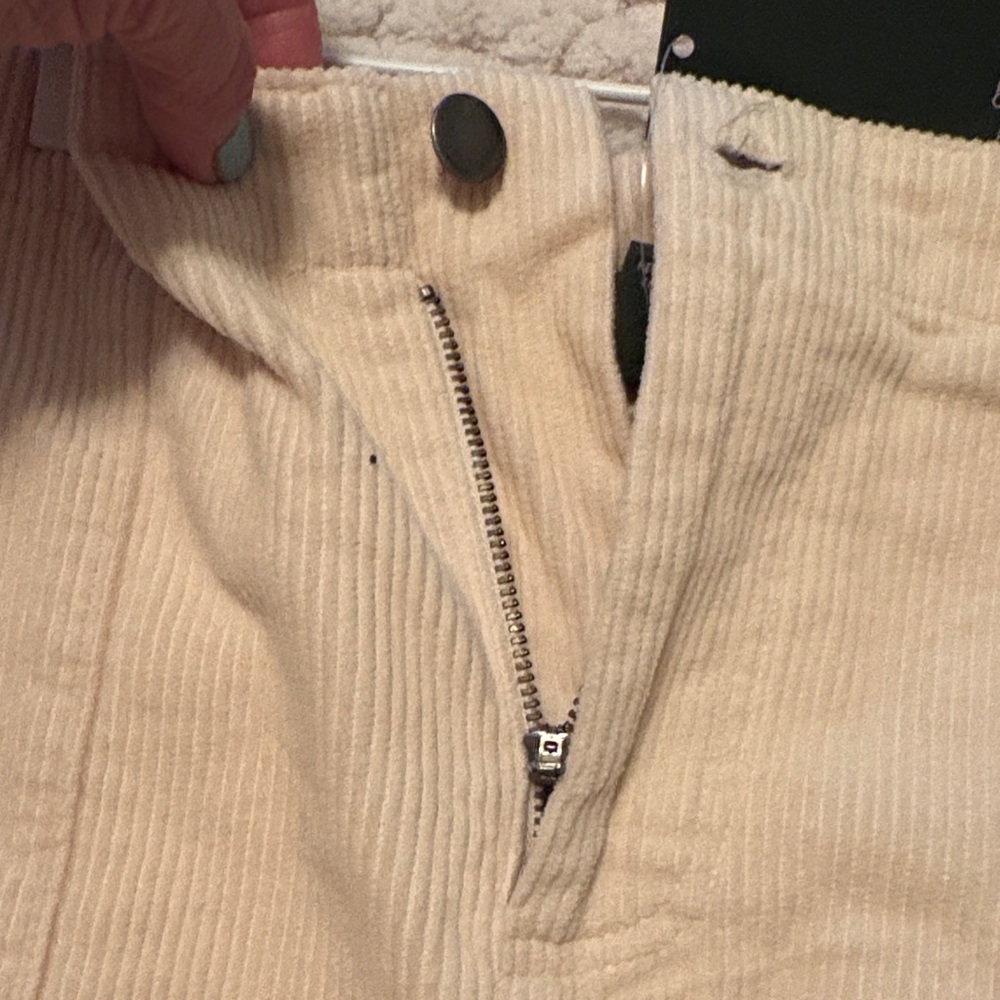 Wild Fable High Waist Cream Corduroy Shorts - Picture 5 of 10
